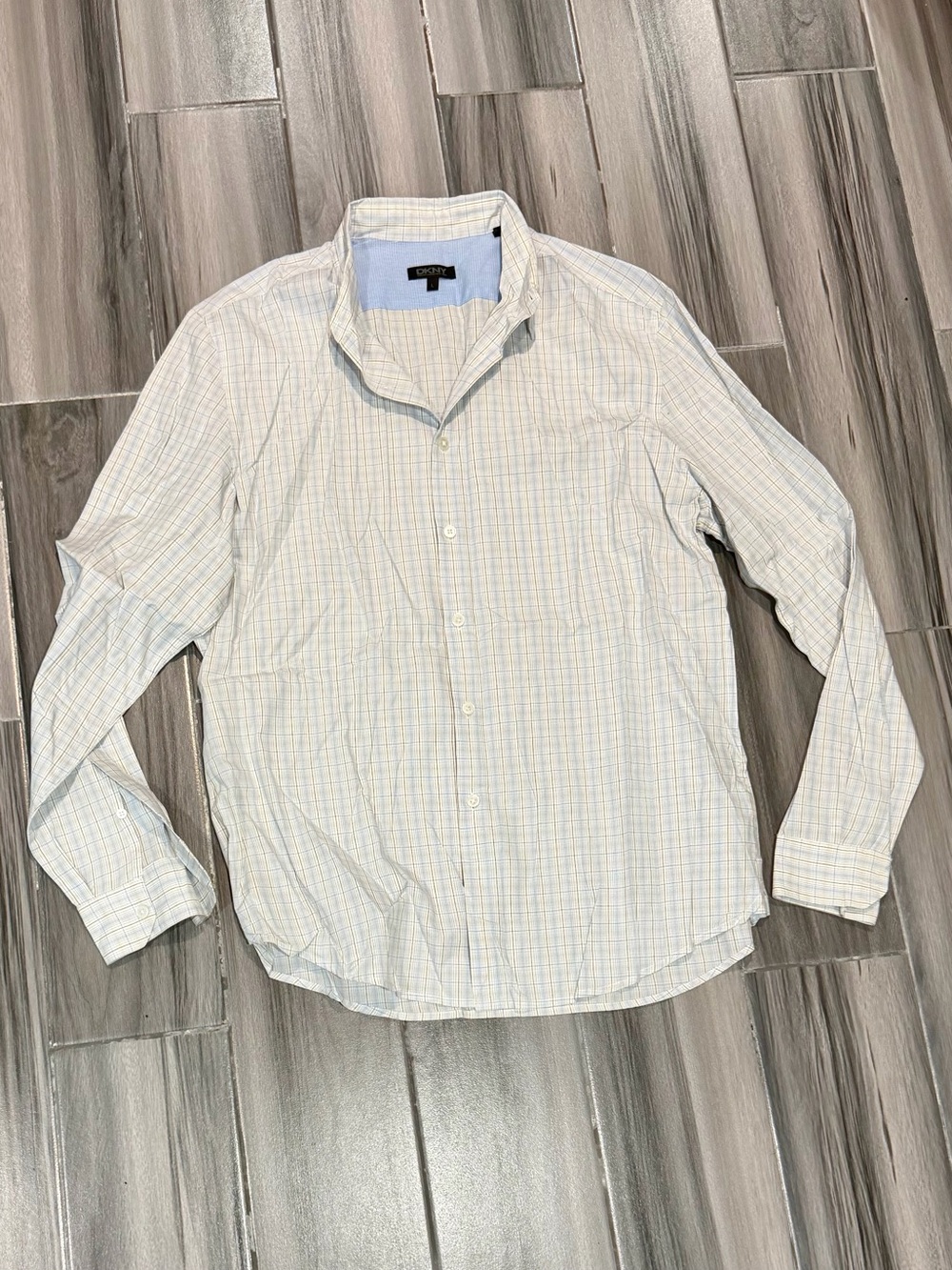DKNY Y2K Men's White and Light Blue Plaid Dress Shirt